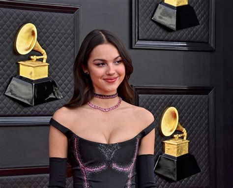 Oliva Rodrigo Beautiful Cleavage Hot Celebs Home