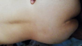 en el baño de su casa XVIDEOS