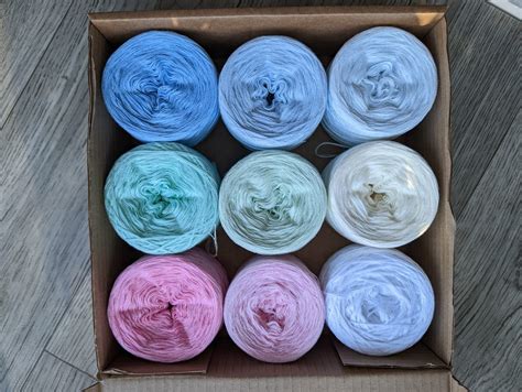 Pastel Yarn Box Cottonacrylic 9x 500m Yarn Cakes 100g Colourf