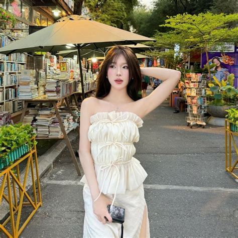 Sẵn Chuẩn ảnh L SET ÁO ỐNG CHUN NƠ NUDE CHÂN VÁY MIDI VÂN Shopee Việt Nam