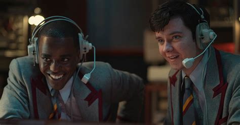 หองเรยนเพศศกษากลบมาแลว Sex Education ซซน 3 ปลอยภาพชดแรก อนเครองกอนเปดเทอมใหม 17