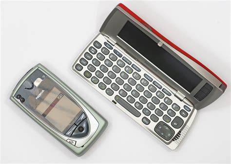 Nokia 7650 specs, faq, comparisons