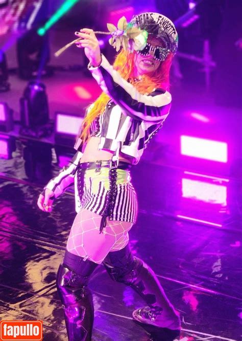 GiGi Dolan Priscilla Kelly Nude Photo Fapullo