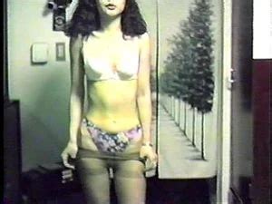 Mira 熟女のストリップ 恵子 熟女 ストリップショー Porn SpankBang