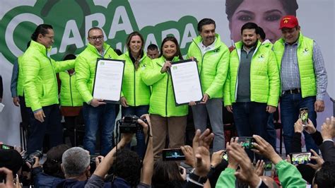 Clara Brugada Recibe Constancia Como Precandidata única Del Verde Por