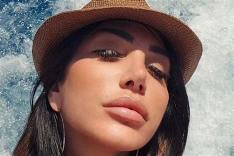 Hot Fotke Marike Fruskio