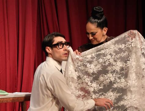 La chica del bikini azul Difusión Ka