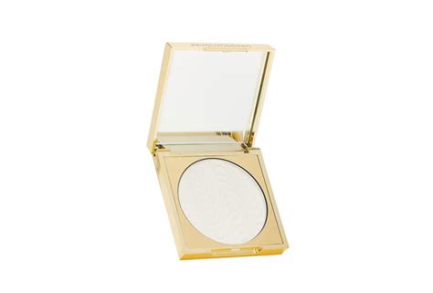 Пудра REVOLUTION PRO CC PERFECTING - купить с доставкой по выгодным ...