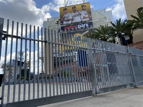 Fucking Fuck Fuck Fuck Fuck R Padres