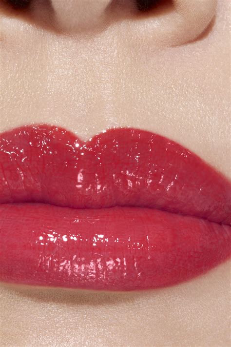 ROUGE COCO FLASH: batom hidratante | CHANEL