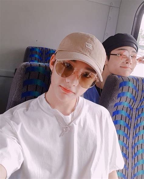 pin von cryptid barbie auf kpop abi