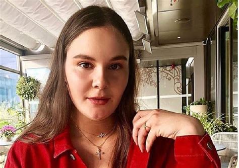 Holly Anna Ramsay is one of the kids of popular British chef and tv