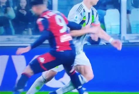 La Moviola Di Juventus Genoa Il Rigore Di Ronaldo Al L Episodio Clou