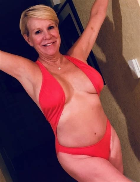 Mature Amateur Clothed Porn Pictures XXX Photos Sex Images Page PICTOA