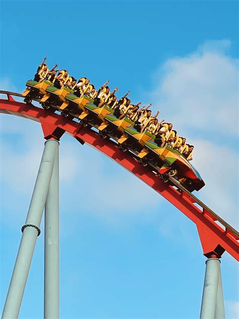 A 27 year-long goal achieved! [Dragon Khan & Shambhala, PortAventura] & [Red Force, Ferrari Land ...