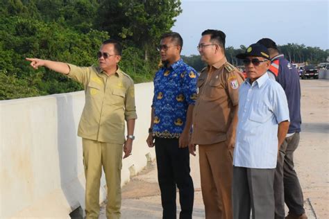 Pj Bupati Tinjau Update Progress Hilirisasi Sungai Boom Portal Resmi