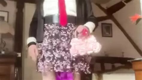 In Bourgeois Dress Gay Crossdresser Amateur Porn XHamster