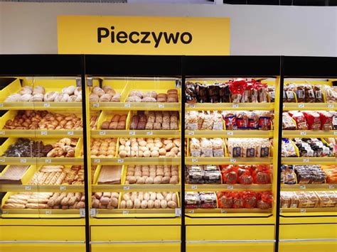 Carrefour Polska rozwija sieć dyskontów Supeco Dwa otwarcia w dwa dni