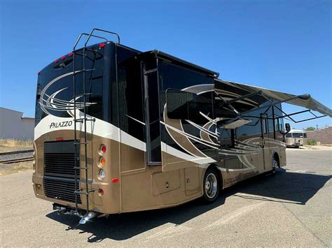 2014 Thor Palazzo 332 Class A Coach Diesel Pusher Motorhome 34 Ft Long