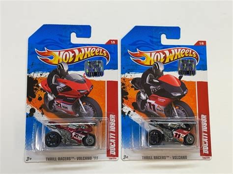 2011 HOT WHEELS THRILL RACERS VOLCANO DUCATI 1098R 1 6 LOT OF 2 EBay