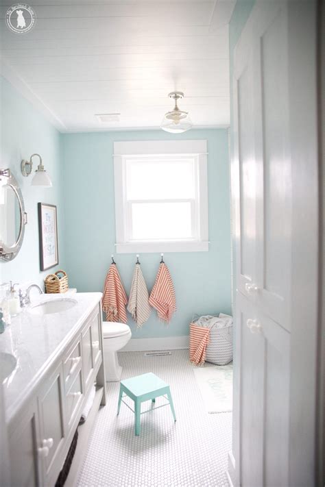How To Shiplap Your Ceilings The Handemade Home Shiplap Tutorial