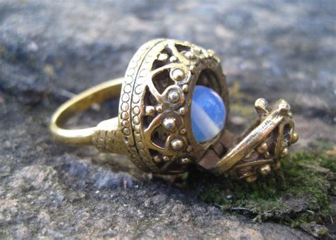 Древние кольца - 70 фото