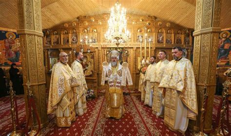 Liturghie Arhiereasc I Hirotonii La M N Stirea Podul Bulgarului