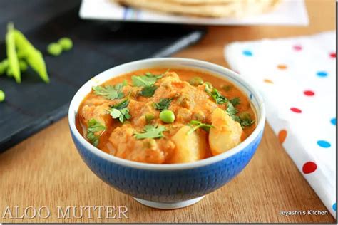 Aloo Matar Masala Recipe Jeyashri S Kitchen