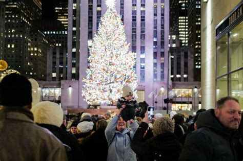 New York Les Secrets Du Mythique Sapin De No L Du Rockefeller Center