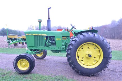 Sold John Deere 3020 Gas Tractor Tractors With 77 Hp Tractor Zoom