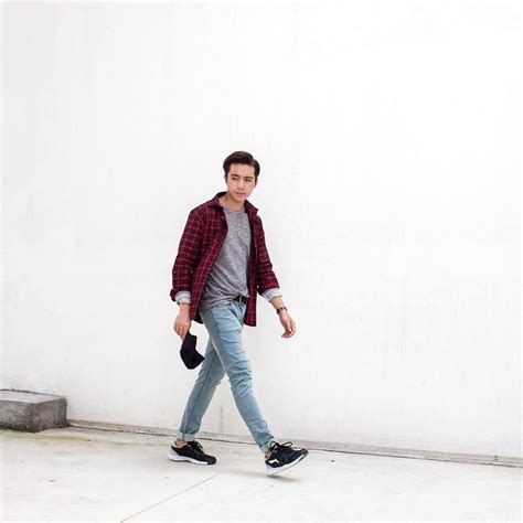 Hot boy ĐH Kinh tế Quốc dân nổi tiếng vì giống Soobin Hoàng Sơn