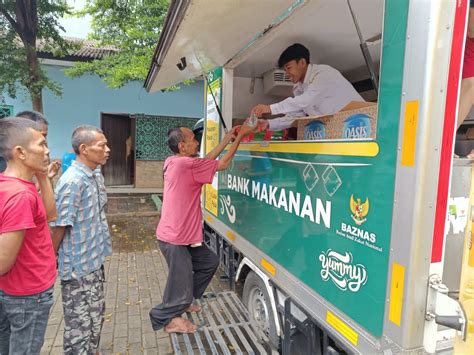 Bank Makanan BAZNAS Distribusikan 30 000 Paket Hidangan Berkah Ramadhan