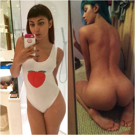 Showing Her Backside Porn Pic