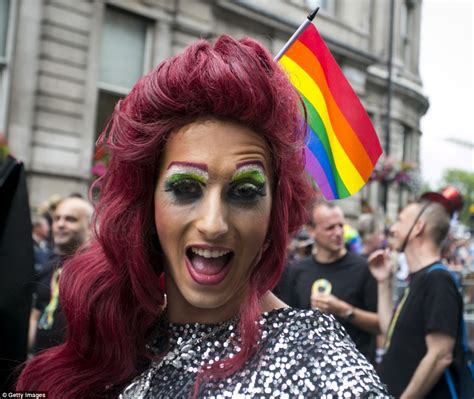 Pride Of London More Than 300 000 Line The Streets Of The Capital For