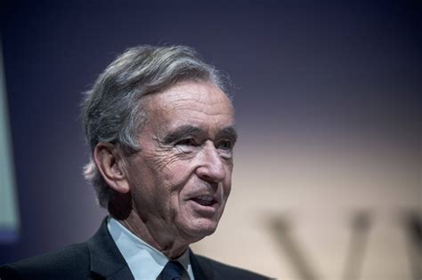 Social Restos du cœur la famille de Bernard Arnault va donner 10