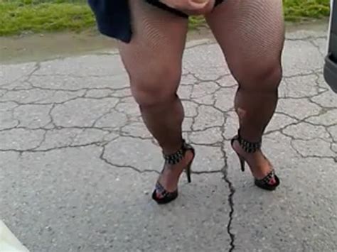 Travesta Si Masturba All Aperto In Sexy Lingerie Solopornoitaliani