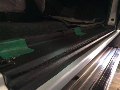 Пороги в антигравий. — Mitsubishi Pajero (1G), 2,5 л, 1995 года ...