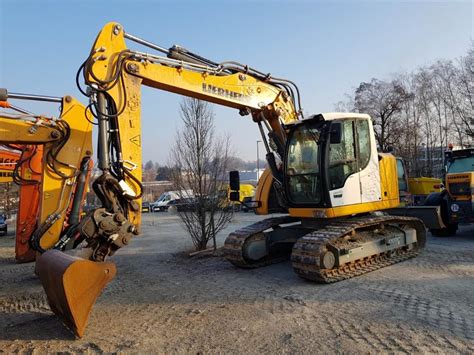 Liebherr R914 Compact Crawler Excavators Construction Beutlhauser