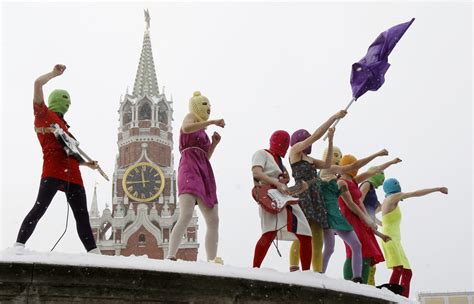 Pussy Riot Não se faça de tolo Você veio de uma vagina Especial