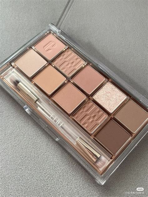 Urban Decay Naked 3 Eyeshadow Palette Review And Swatches Artofit