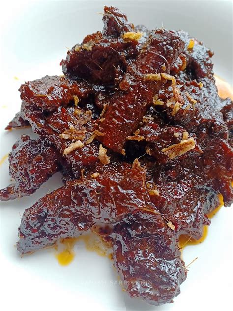 menyediakan daging masak hitam  mudah daging