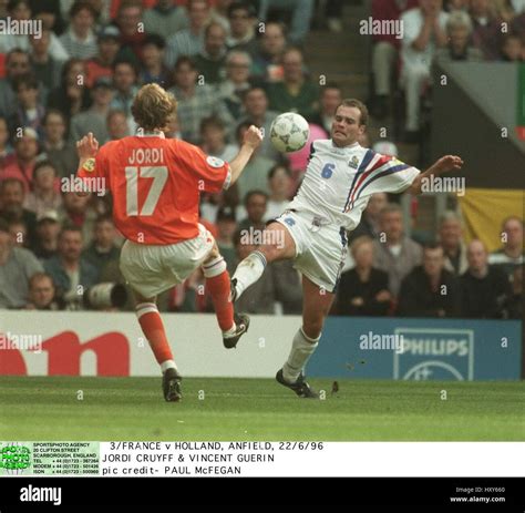 JORDI CRUYFF VINCENT GUERIN FRANCE V HOLLAND 22 June 1996 Stock Photo