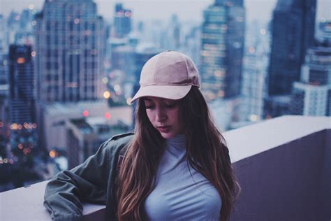 Women Brunette Looking Away Women Outdoors X Wallpaper