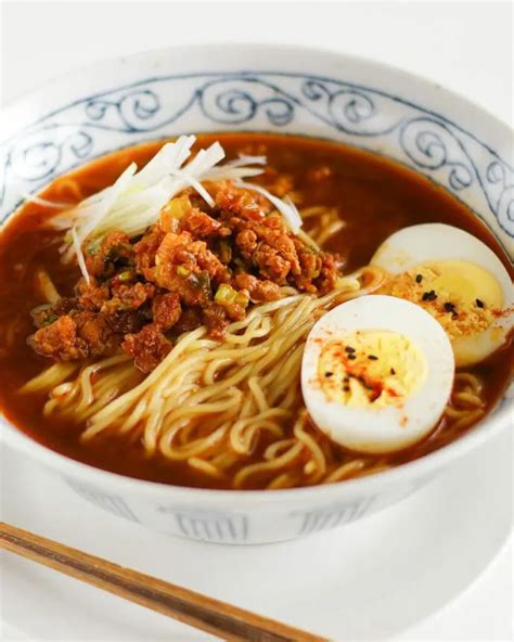 Spicy Ramen With Crispy Ground Pork Myojo USA