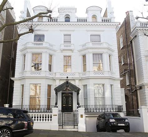 David And Victoria Beckhams Former Mansion Sold To Insurance Tycoon
