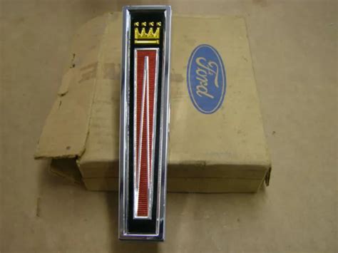 NOS OEM FORD 1970 Galaxie 500 Grille Ornament Emblem Trim EUR 116 41