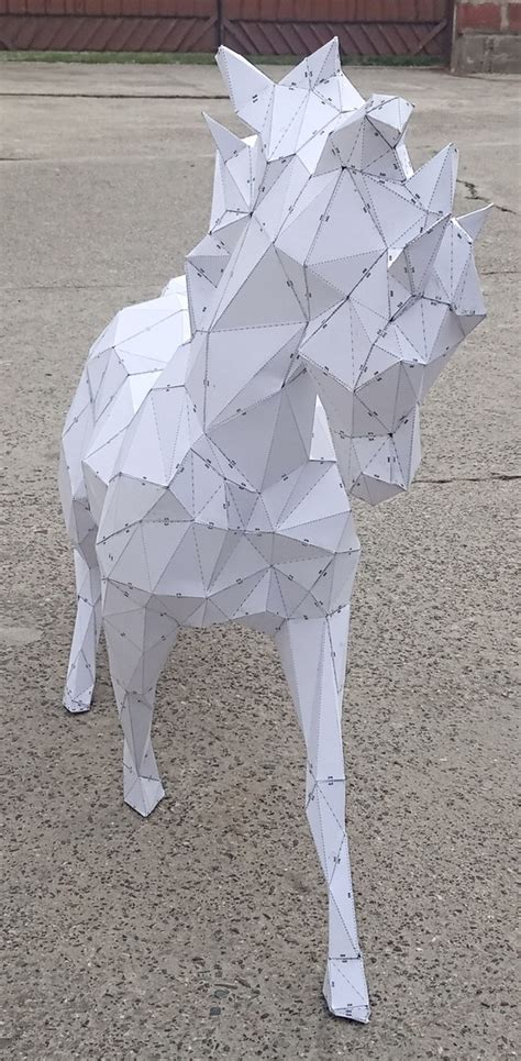 Коротконогая лошадь породы МАНЧКИН из бумаги, скачать файл №57230