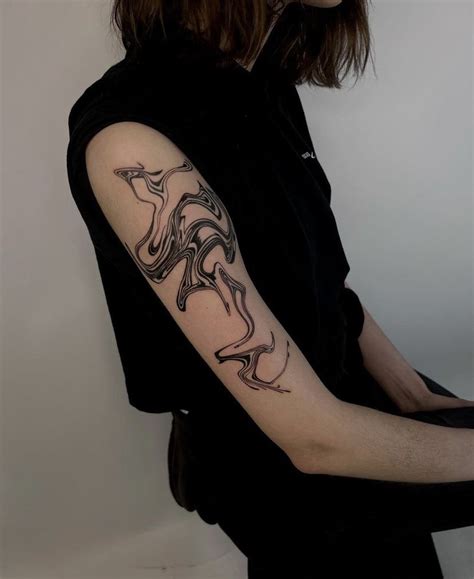 Abstract swirl tattoo – Artofit