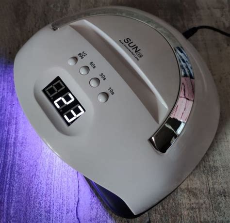 Лампа для маникюра Salon Expert UV LED лампа "SUN Y9", белая - купить ...