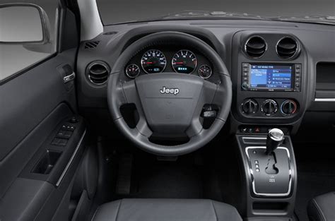 Jeep Compass 2010 - Conduciendo.com